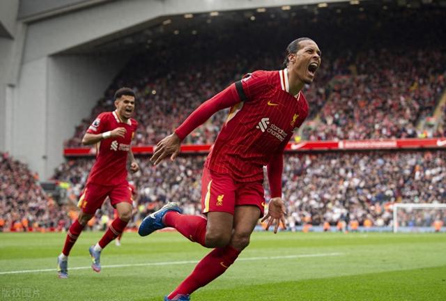 星空体育官网下载-利物浦逆袭斩获胜利，群星闪耀为球队争光的简单介绍