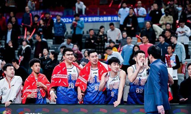 星空体育官网登录-新疆队迎来背靠背比赛，实力不减