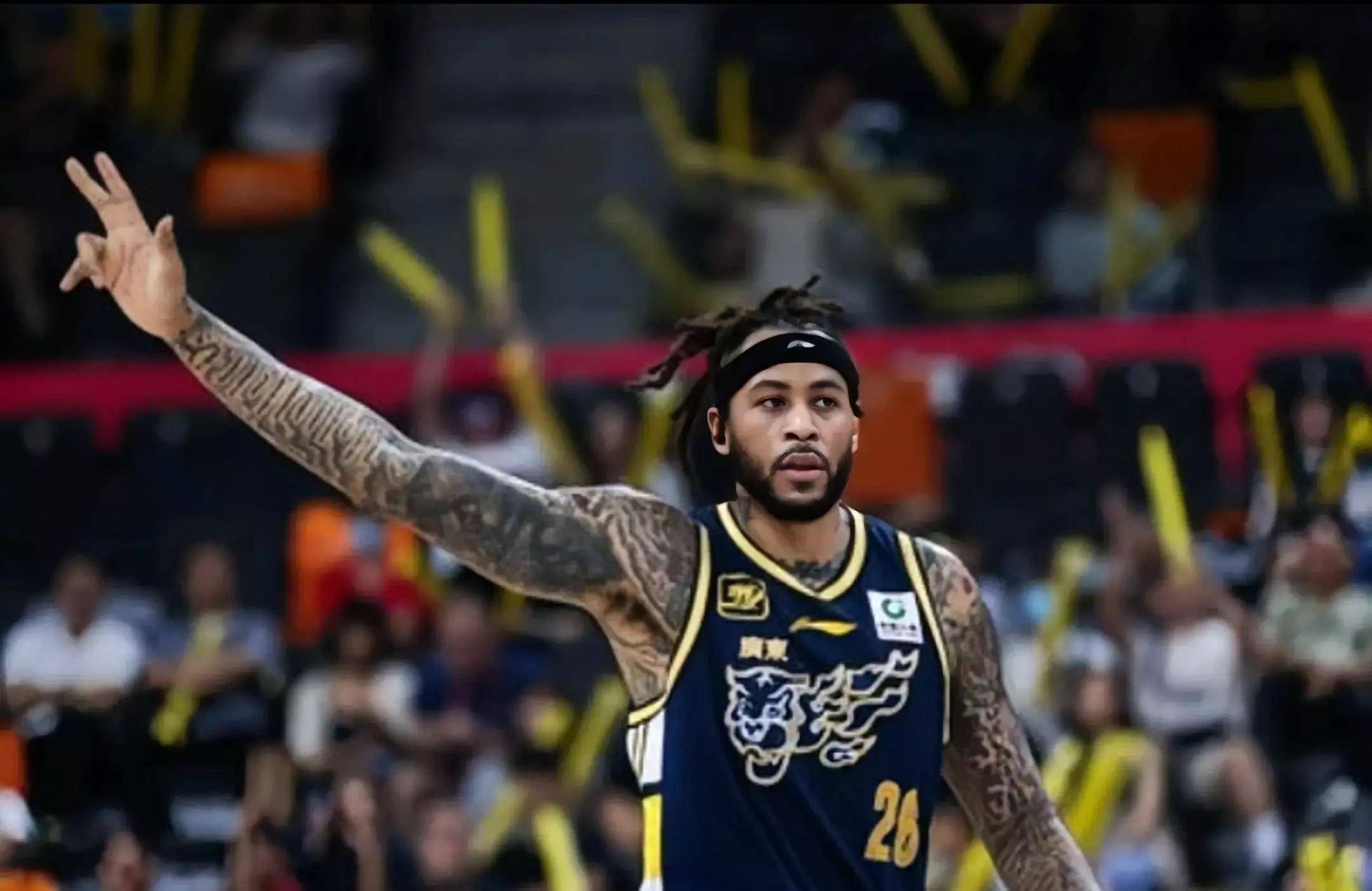 星空体育入口官网-精彩比赛瞬间，球员实力逐渐显露