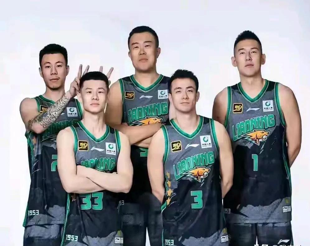 星空体育在线登陆-广东宏远队再胜一场，继续稳居榜首